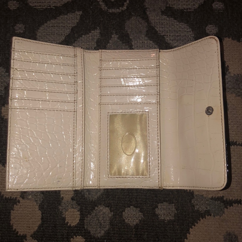 Guess wallet - Picture 2 of 2